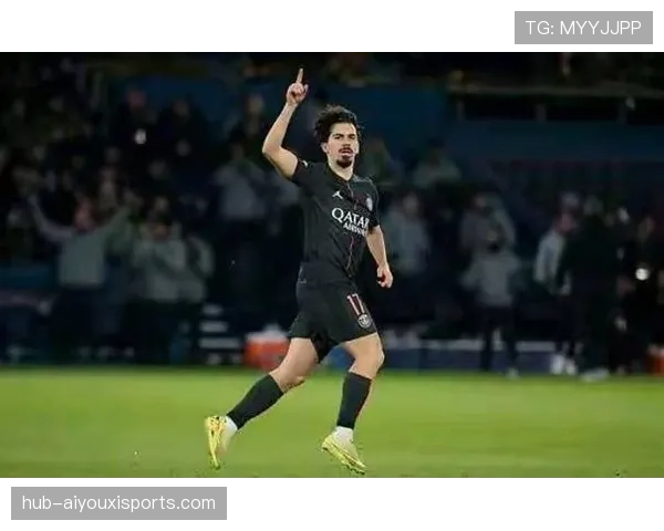 巴黎圣日耳曼中场控制节奏能力提升，维蒂尼亚成为攻防转换枢纽